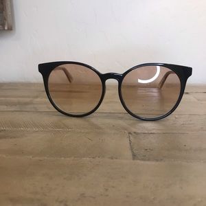 AUTHENTIC Gucci sunglasses
